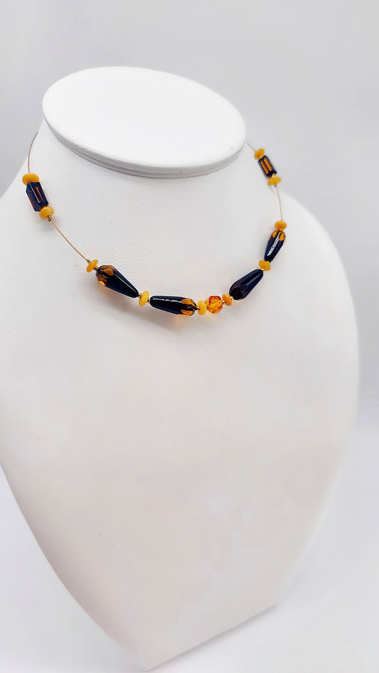 Elegant amber necklace - handmade, 39 cm, unique