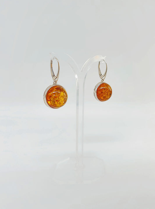 Elegant amber earrings