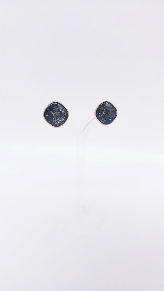 Golden ear clips with sparkling amber – High quality