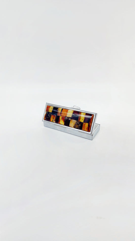 Pill box – compact and stylish storage