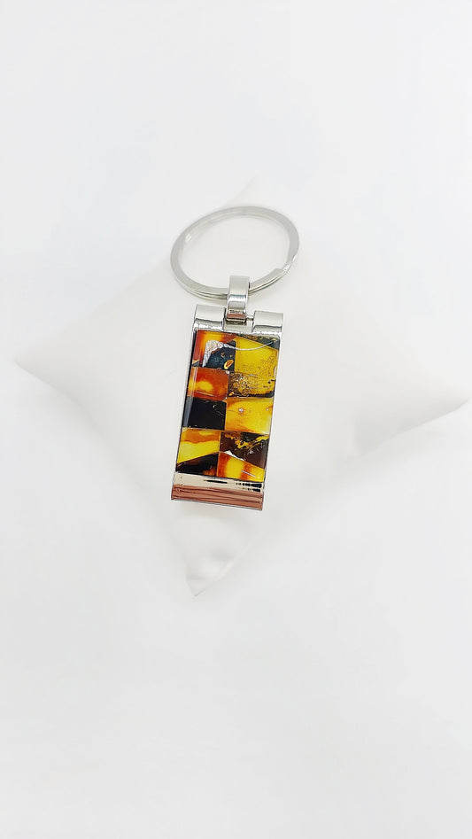 Rectangular keychain with amber