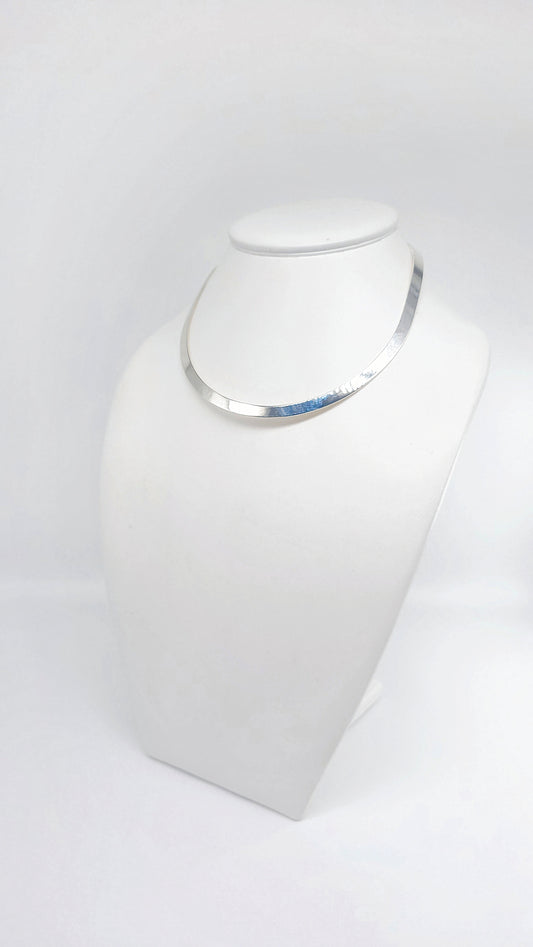 Exclusive silver chain – timeless necklace for elegant looks