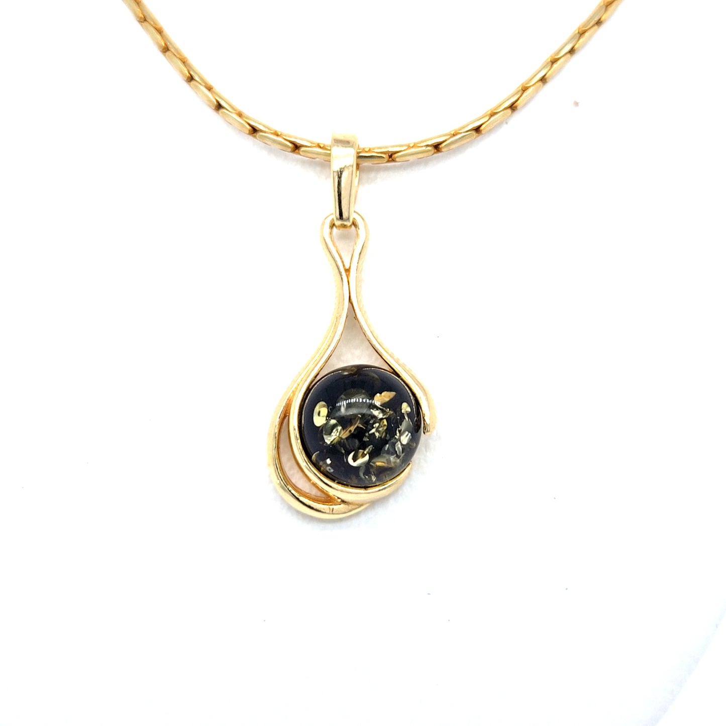 Minimalistischer Bernstein Anhänger aus 24k vergoldetem 925 Sterling Silber