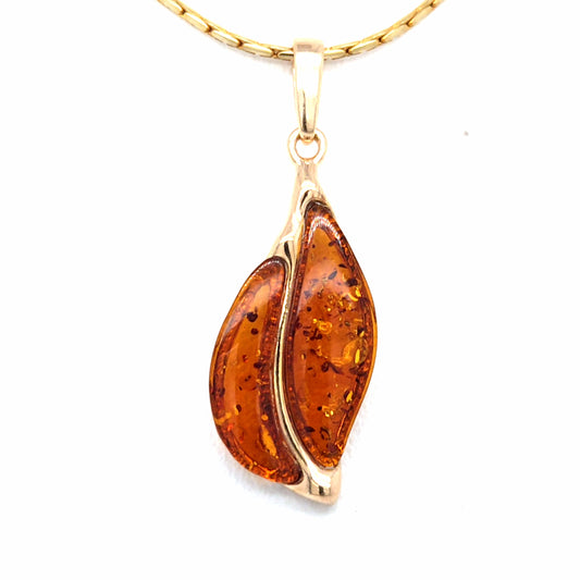 Moderne hanger met barnsteen – 24K verguld zilver