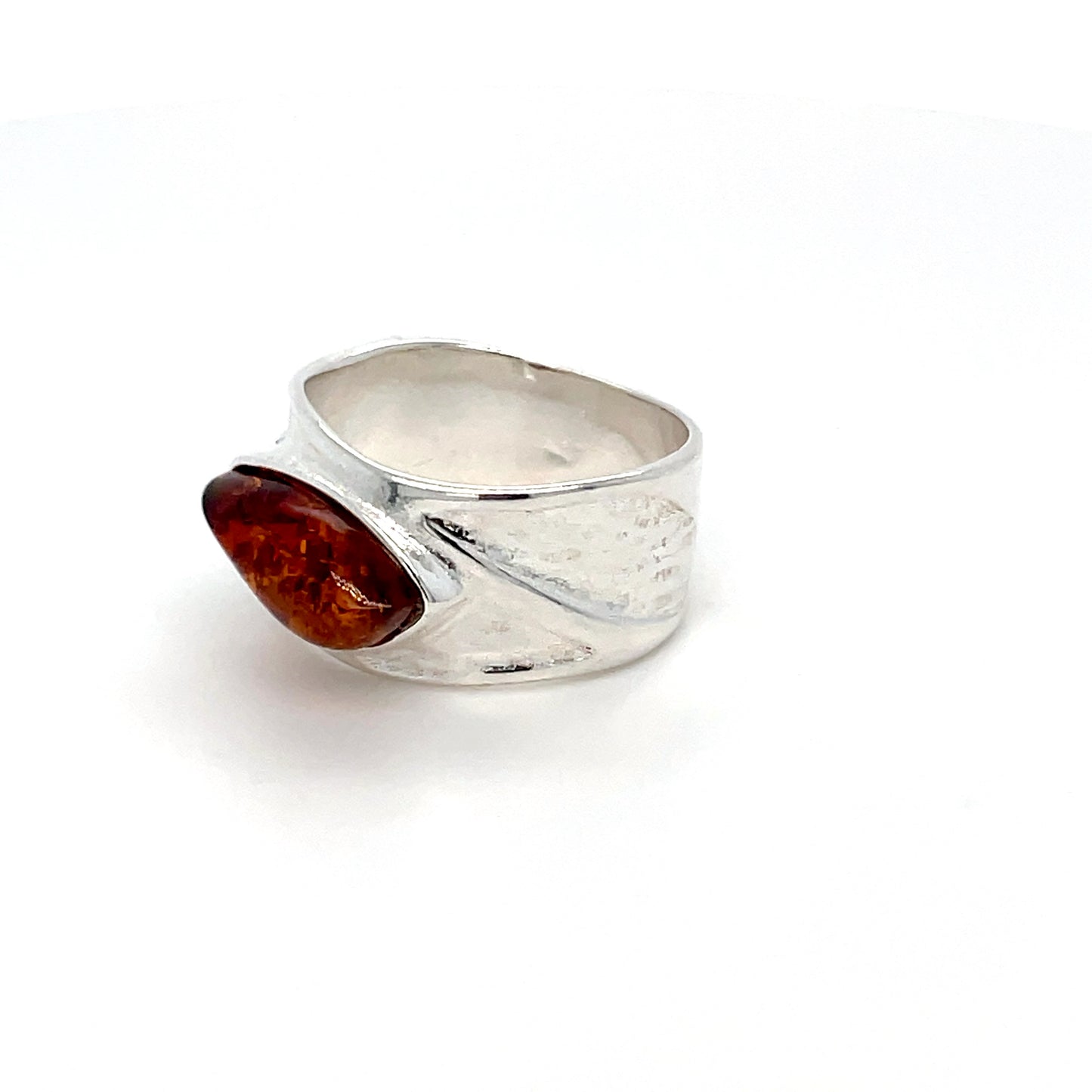 Silberring mit echtem Bernstein – modernes Design