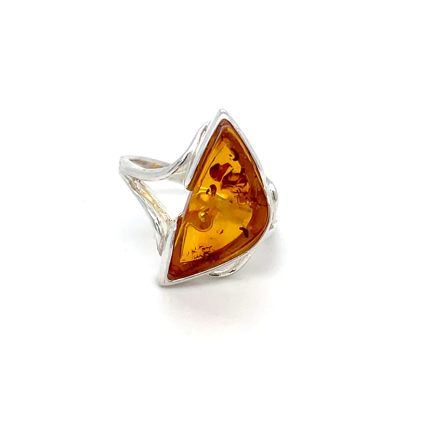 Designer-Ring mit echtem Bernstein