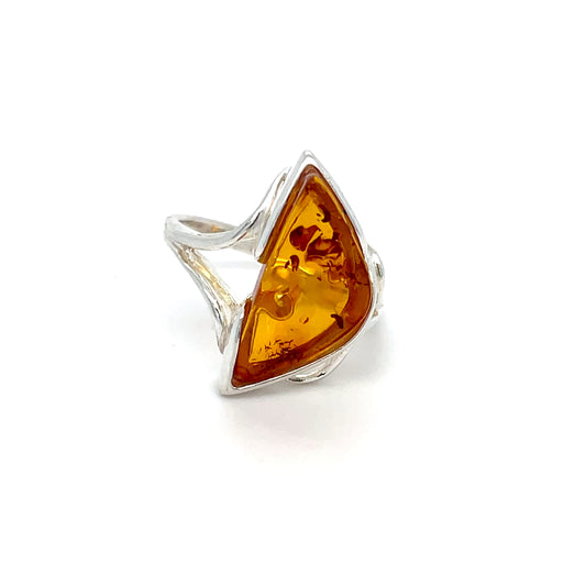 Designer-Ring mit echtem Bernstein