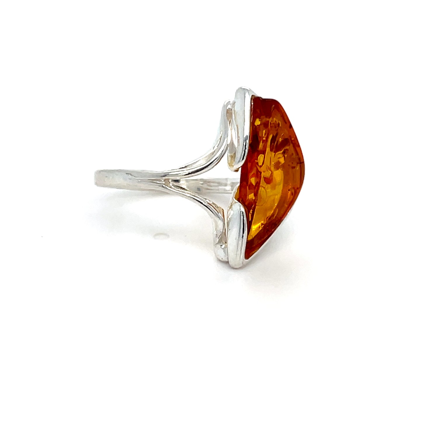 Designer-Ring mit echtem Bernstein