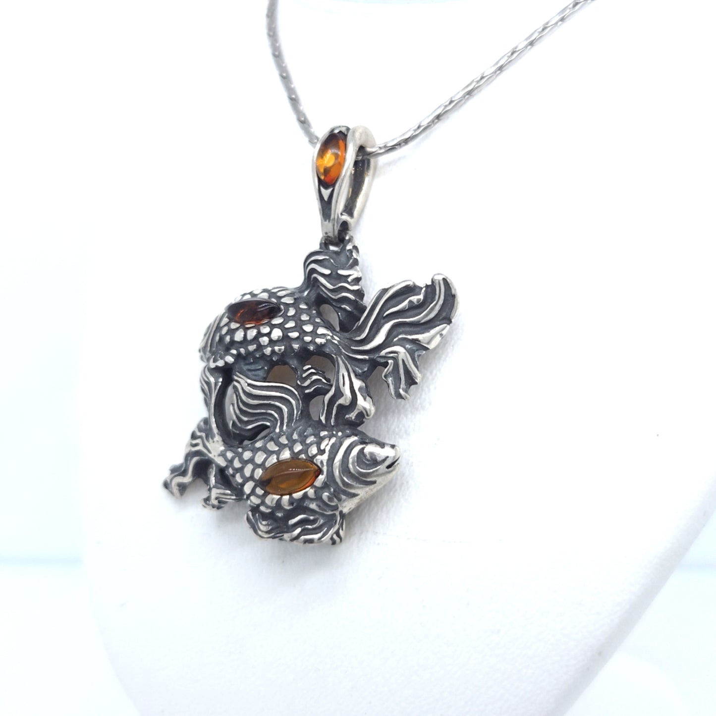 Silver pendant "Pisces" with genuine amber – Pisces zodiac sign (Unisex)