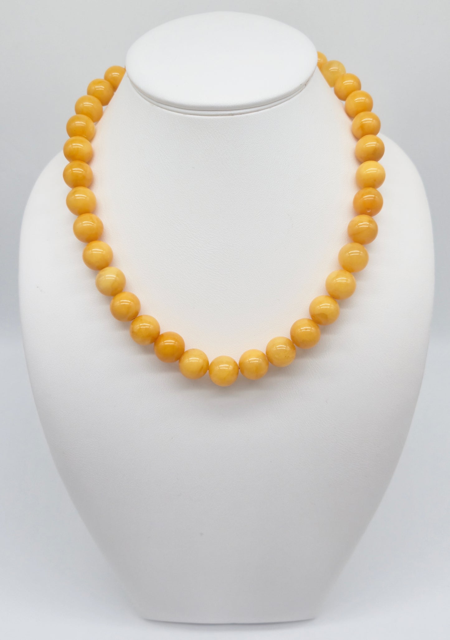 Bernstein-Kette mit Unikat-Charakter – Zeitloses Design