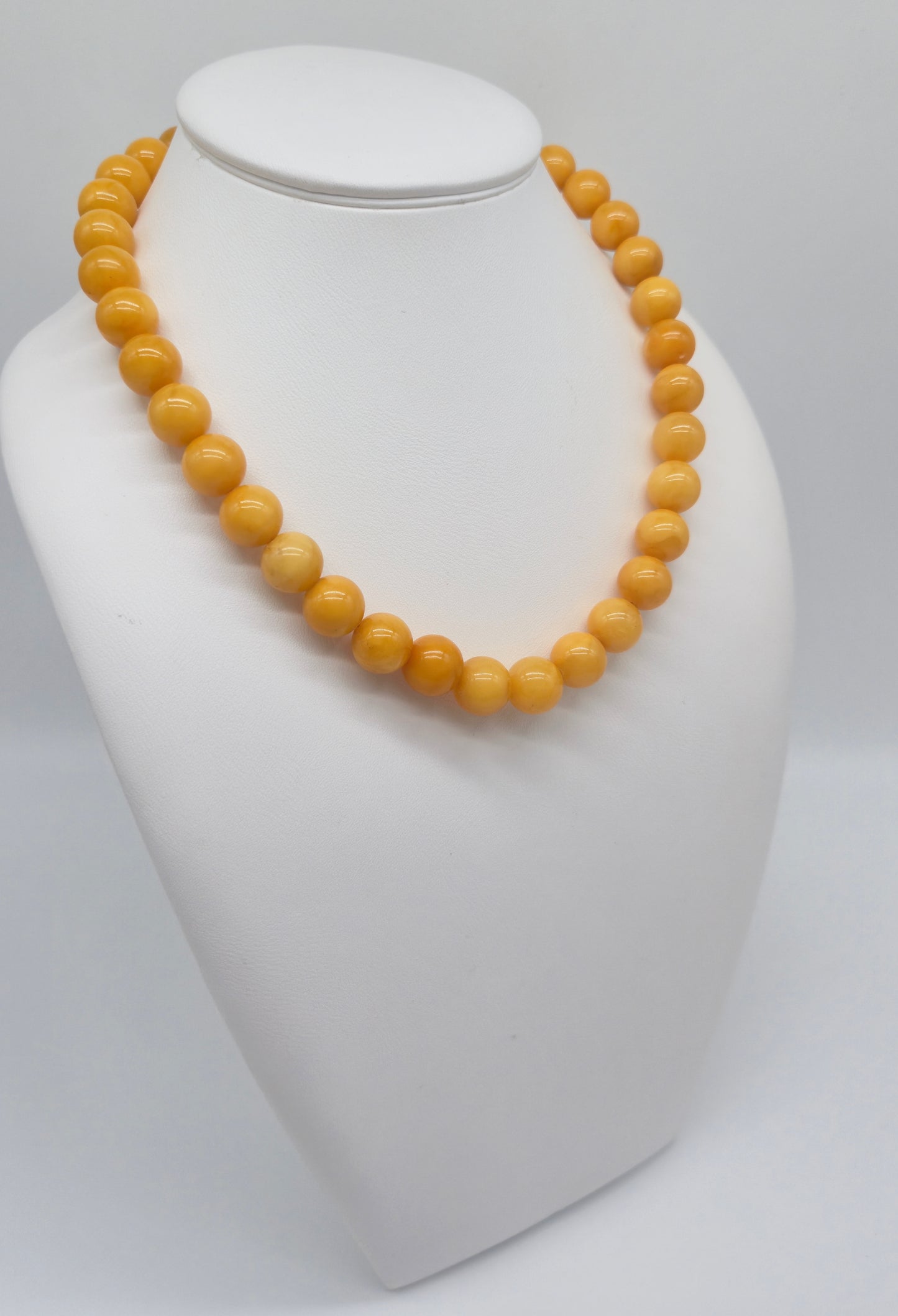 Bernstein-Kette mit Unikat-Charakter – Zeitloses Design