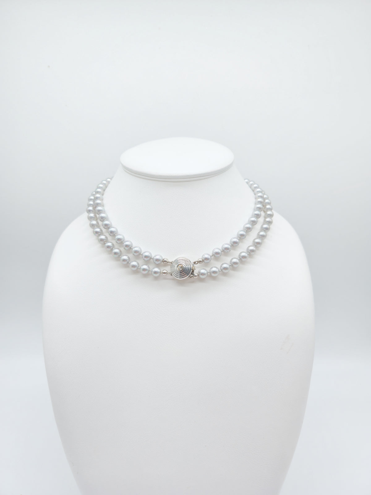 Vintage zweireihiges Perlencollier aus silbergrauen Zuchtperlen mit Zirkonia-Schmuckschließe
