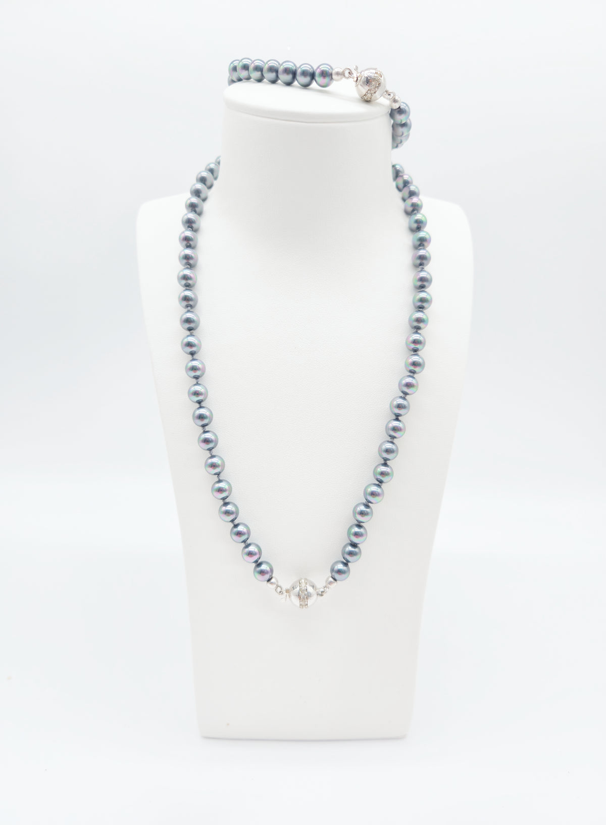 Perlen-Schmuckset aus dunkelgrauen Zuchtperlen – Collier & Armband mit Zirkonia-Verschluss