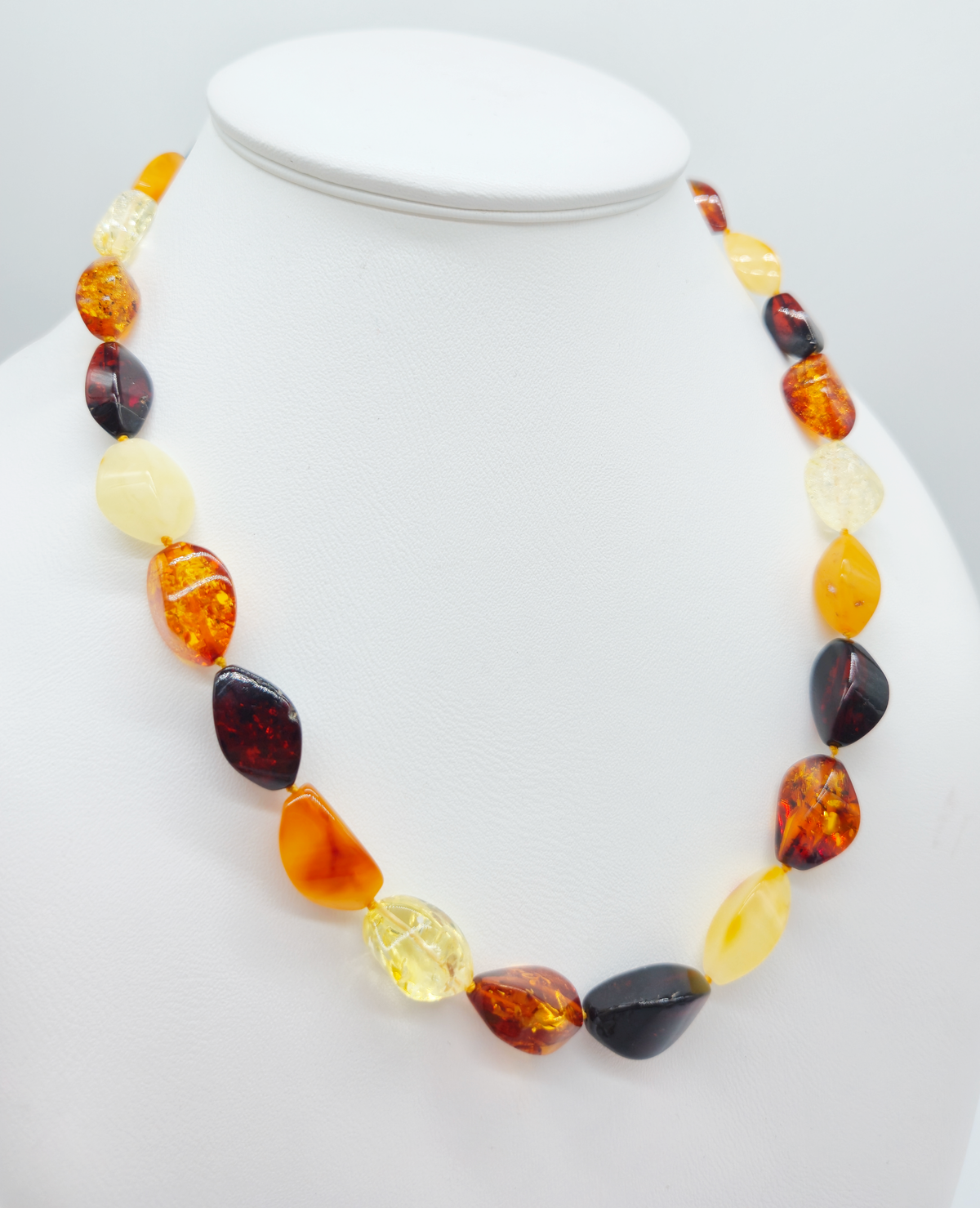 Ostsee-Bernstein Perlenkette in Honig-Orange, 48 cm – Damenkette mit Silberverschluss