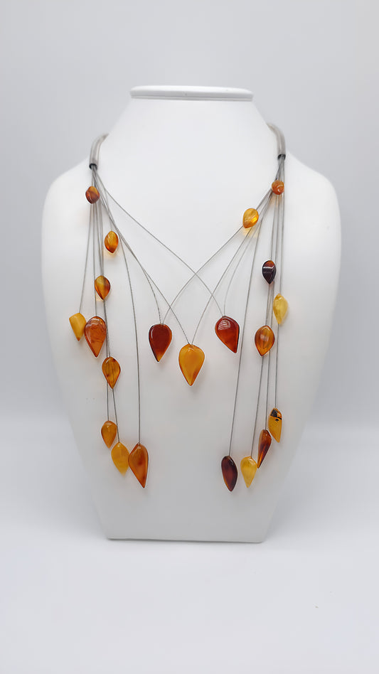 Dancing amber drops