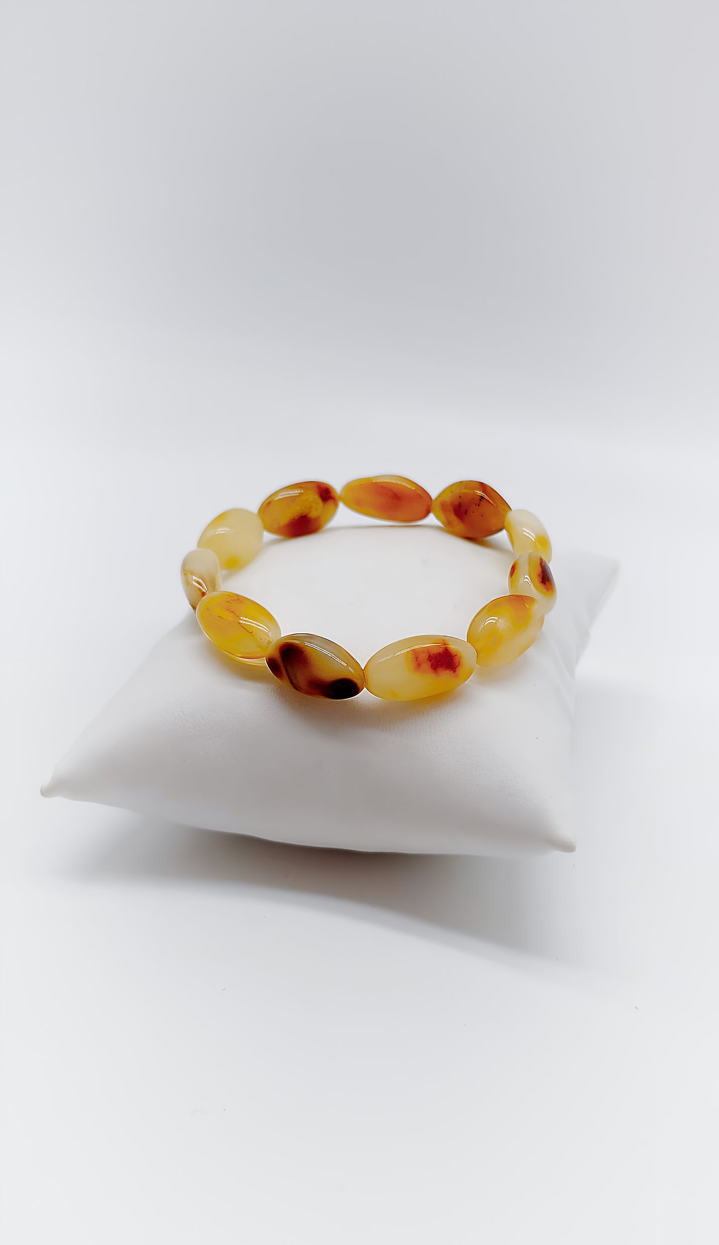 Amber Light: Eleganz in Gelb