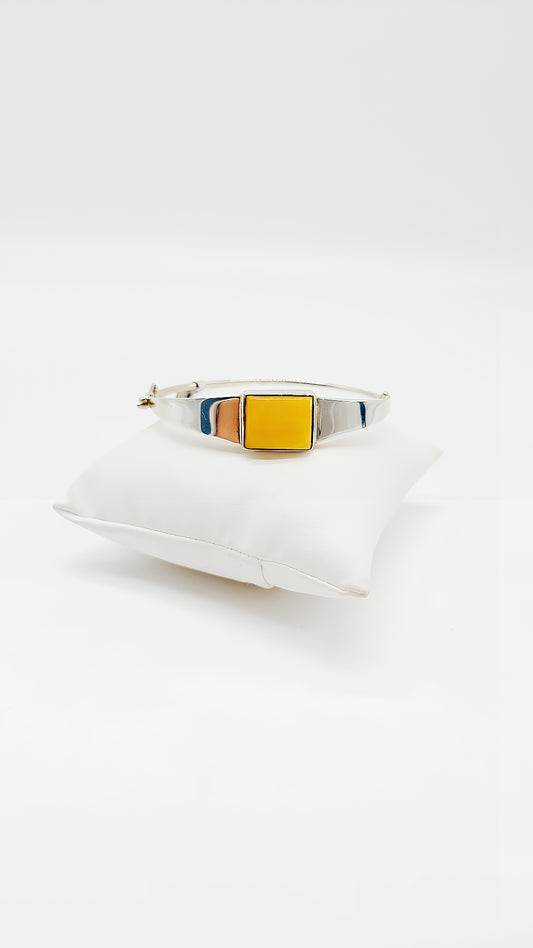 Simple elegance in silver and amber