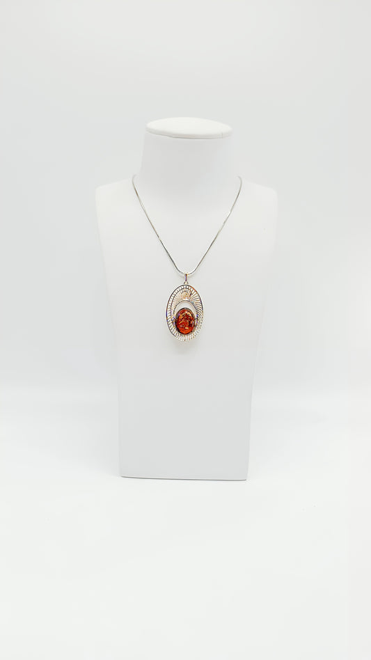 Goldene Reflexe im ovalen Design