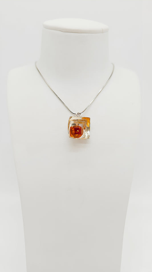 Geometric amber elegance