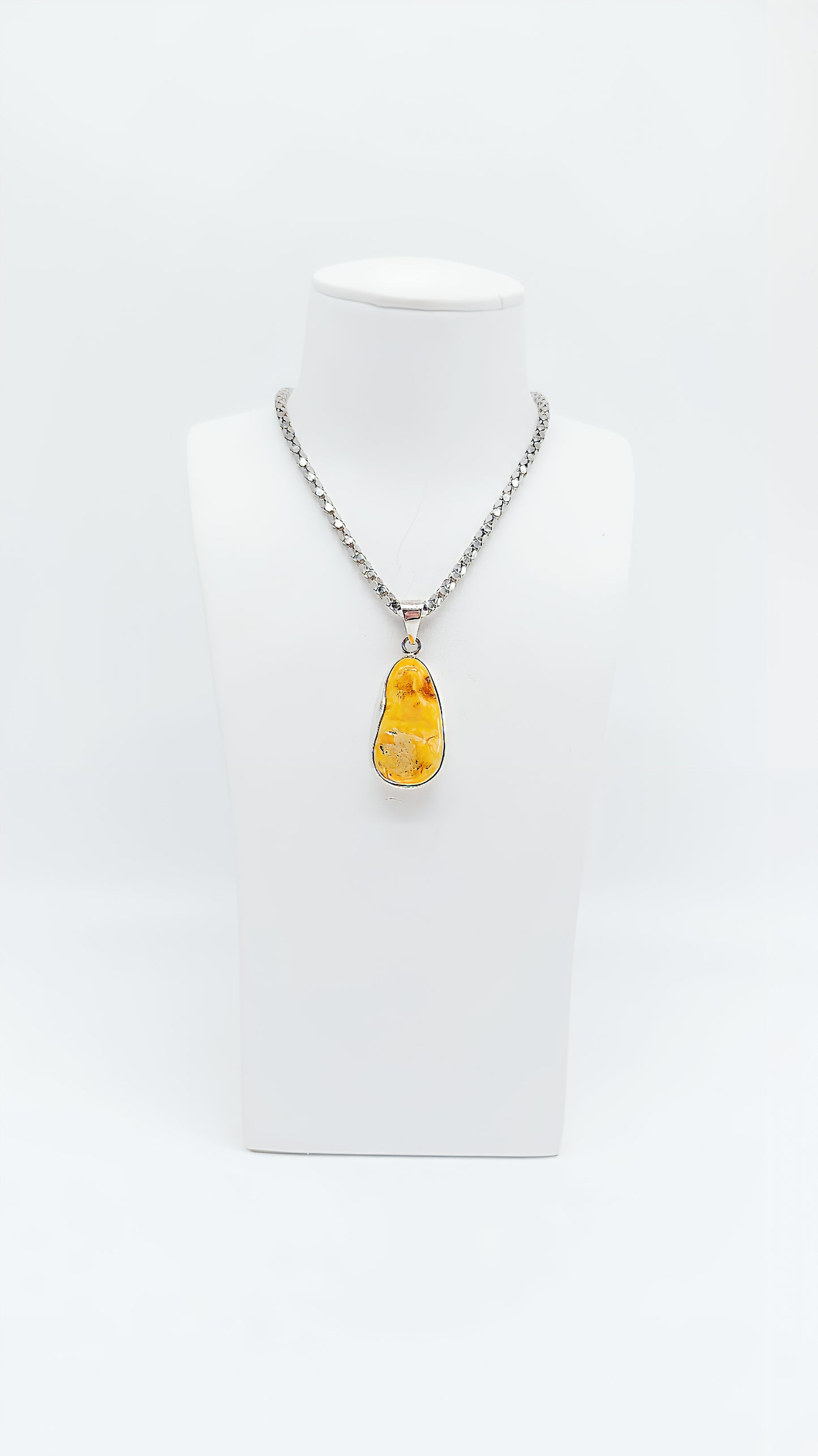 Natural beauty in a pendant: unique amber