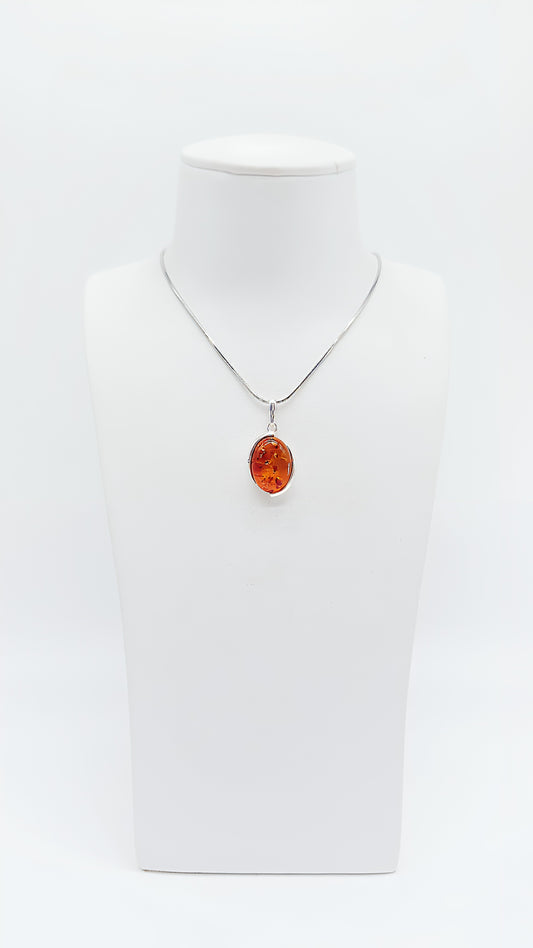 Bernsteinanhänger Silber – Schmuck mit Stil & Tiefe