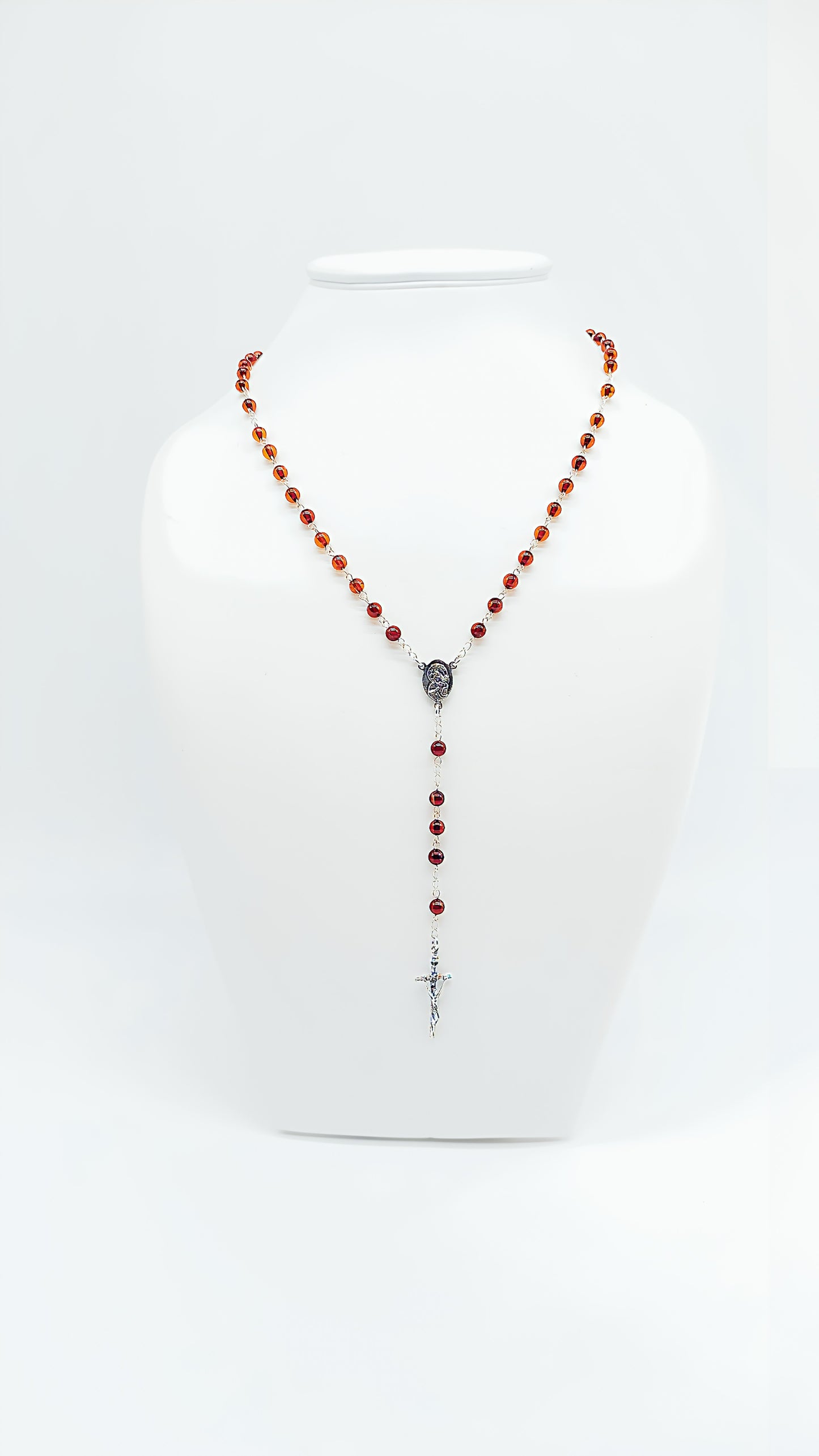Kreuz-Kette aus Bernstein und 925er Silber: Glaube in Schönheit