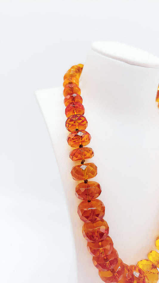 Naturbelassene Bernstein Kette – einzigartiges Design