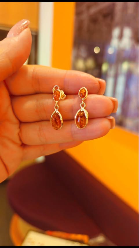 Double amber earrings made of silver
