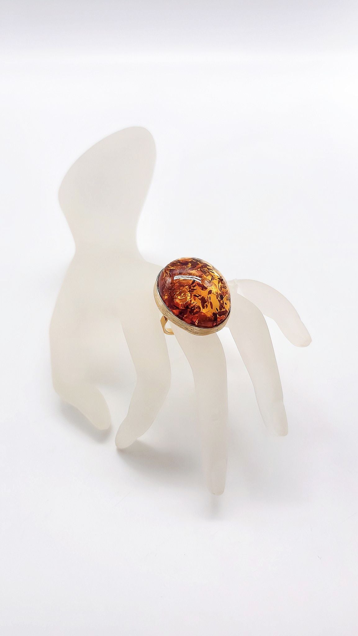 Adjustable ring with golden soul