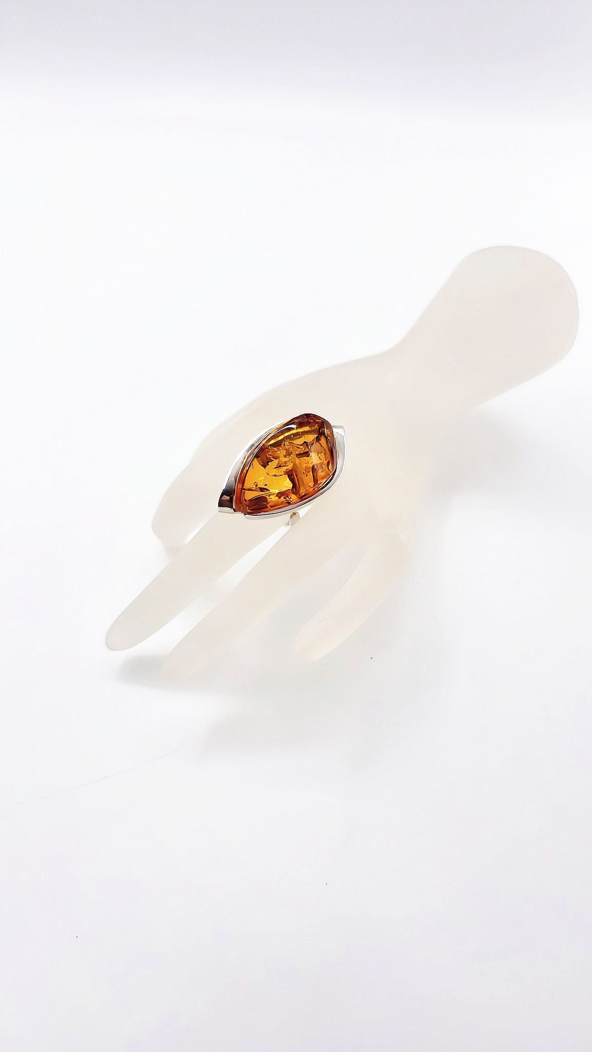 Your moment with a real amber ring
