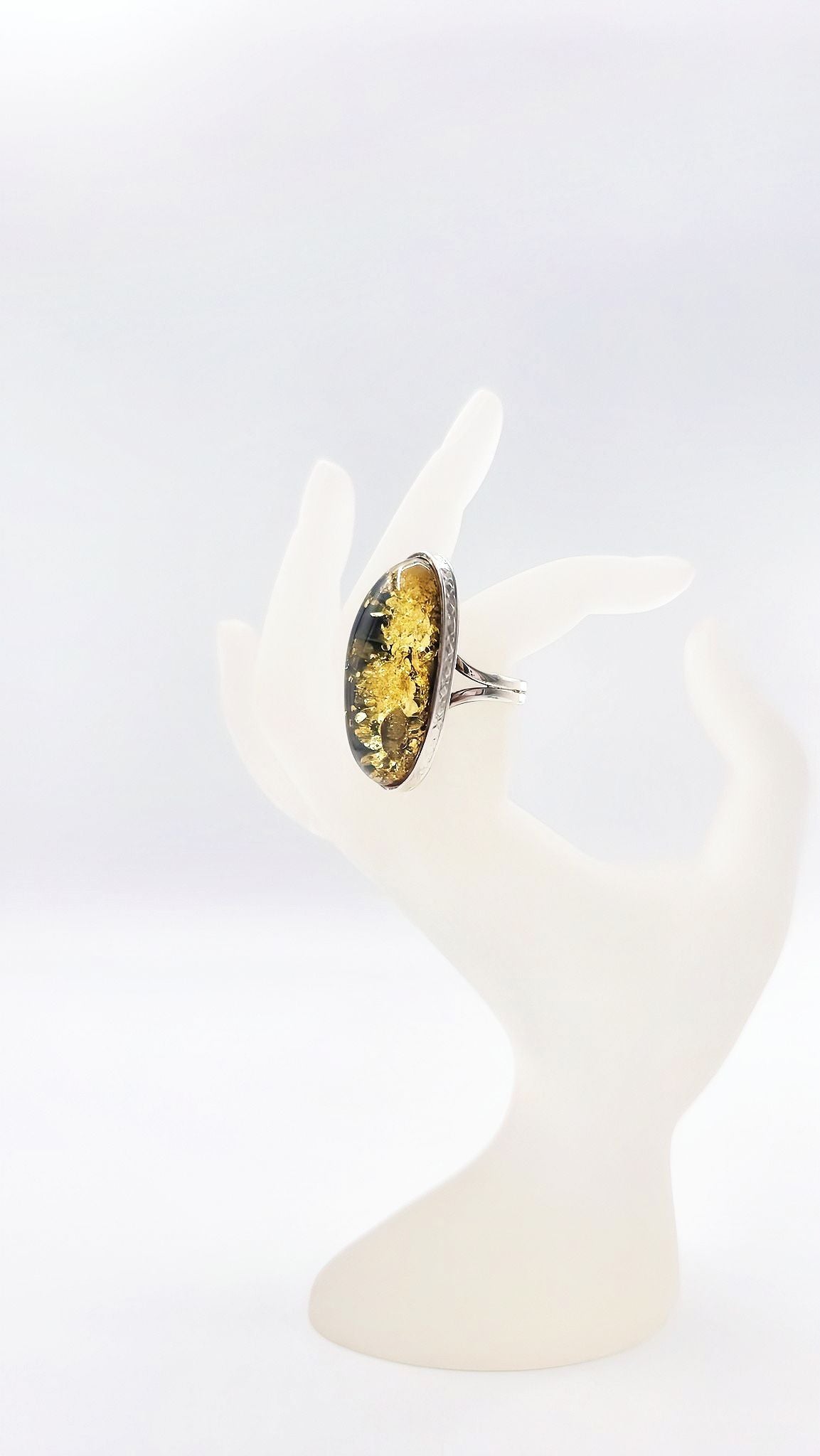 Green amber ring – a unique piece in 925 sterling silver