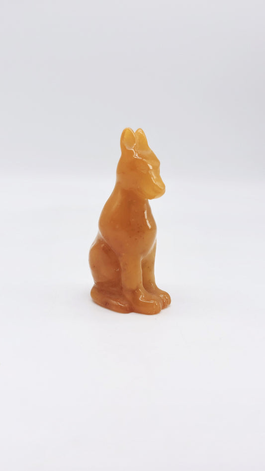Miniaturfigur Hund Bernstein – Handgeschnitztes Sammlerstück