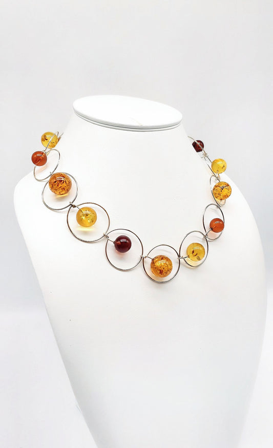 Voluminöses Silber-Collier mit Bernstein – Geschenkidee