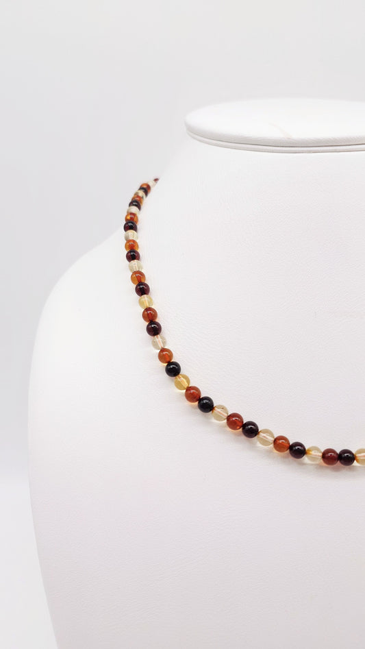 Bunte Bernstein Halskette – leicht & elegant