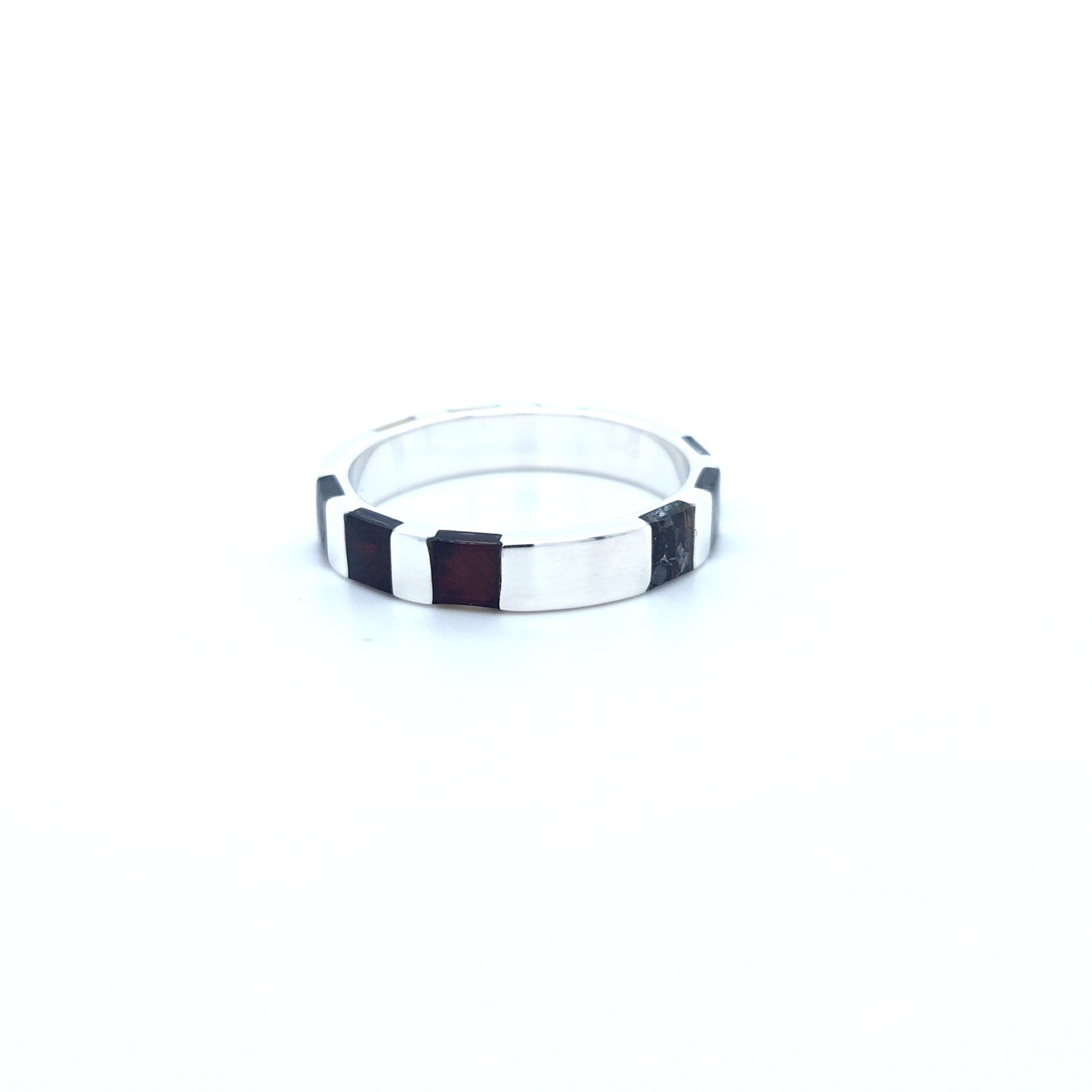 Schmaler Partnerring mit baltischem Bernstein aus 925 Silber