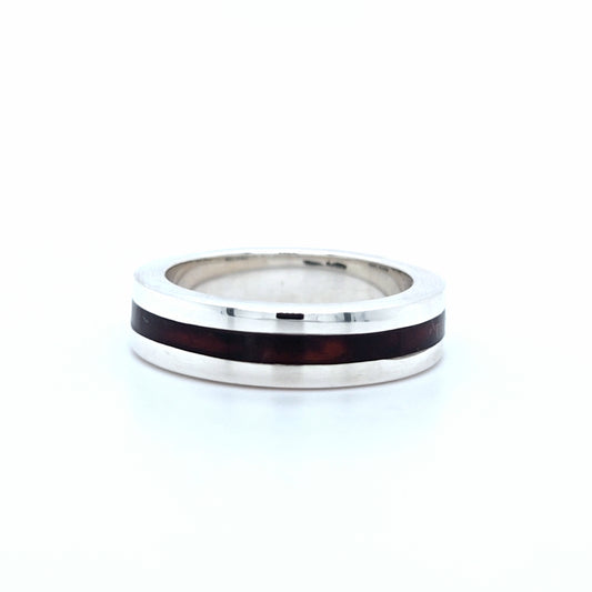 Partnerring aus Silber mit Bernsteineinlage – Zeitloses Design