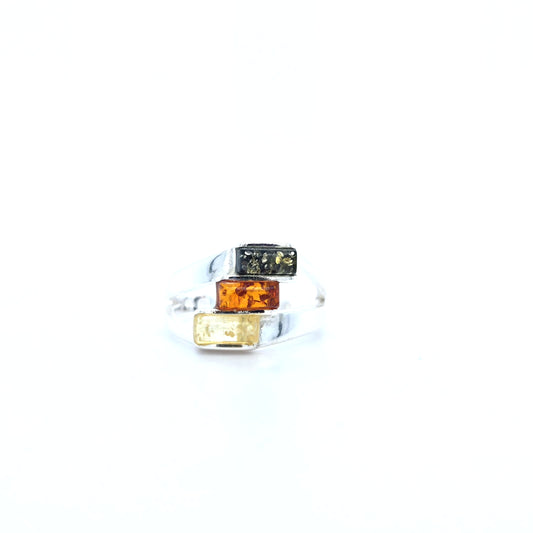 Damenring aus 925 Sterling Silber mit baltischem Bernstein