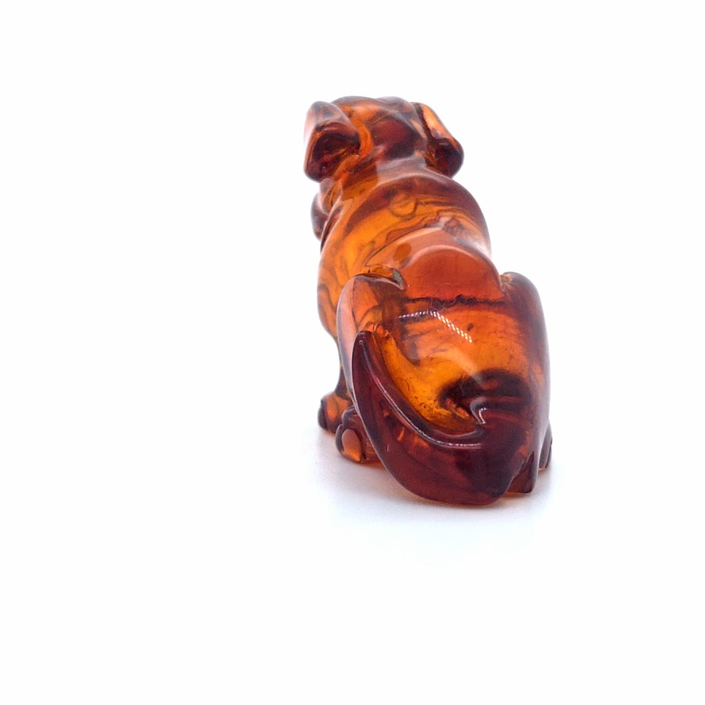 Hunde-Figur aus Naturbernstein – Sammlerstück