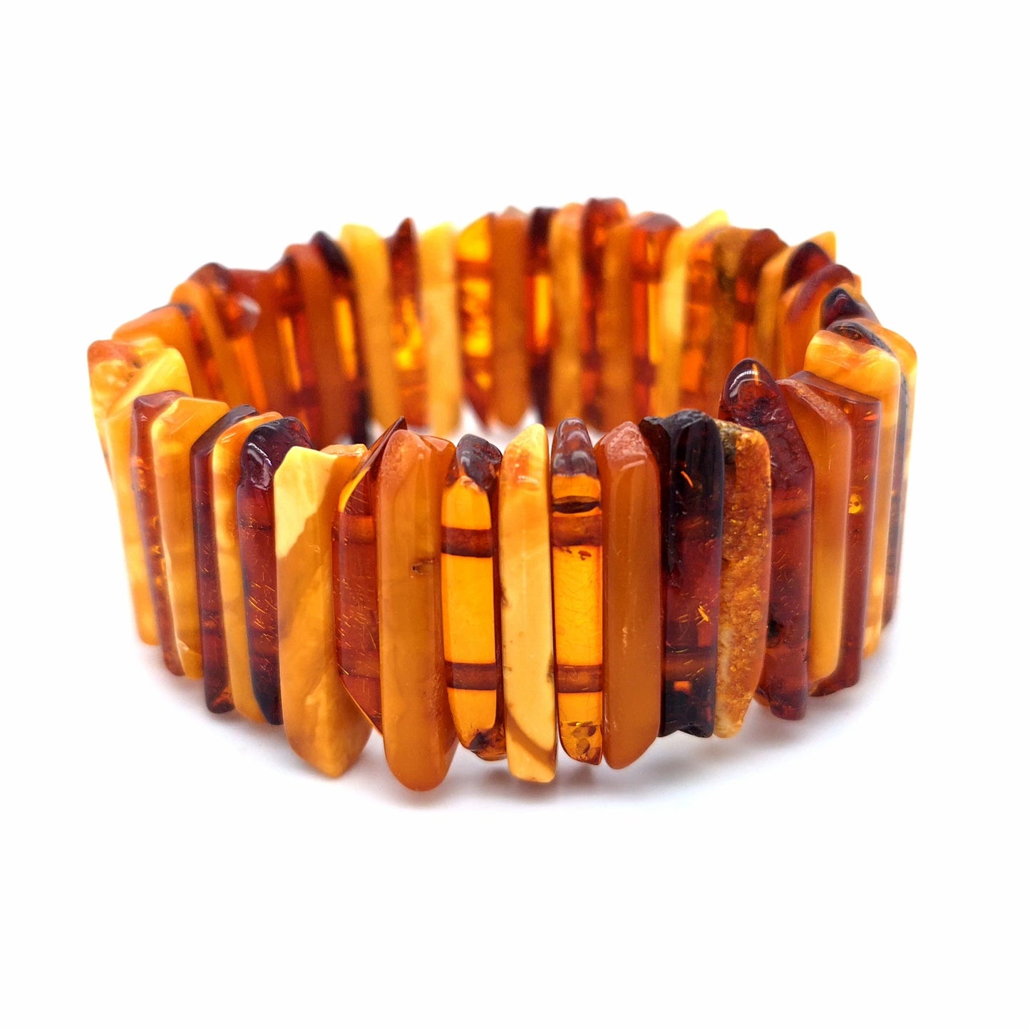 Handgefertigtes Bernstein Armband auf elastischen Bändern