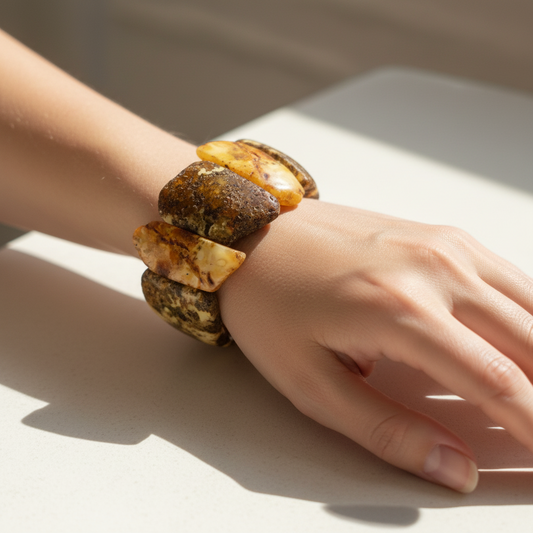 Kunstvoller Bernsteinschmuck Armband