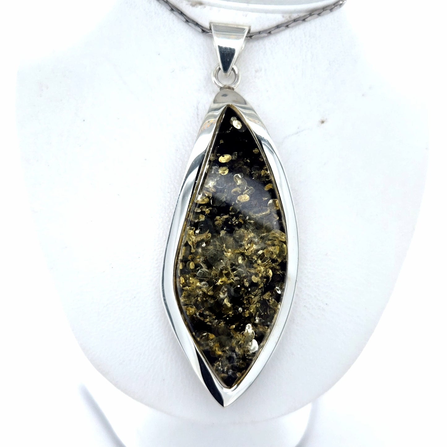 Statement Jewellery: Amber Pendant "Green Depth" made of Sterling Silver