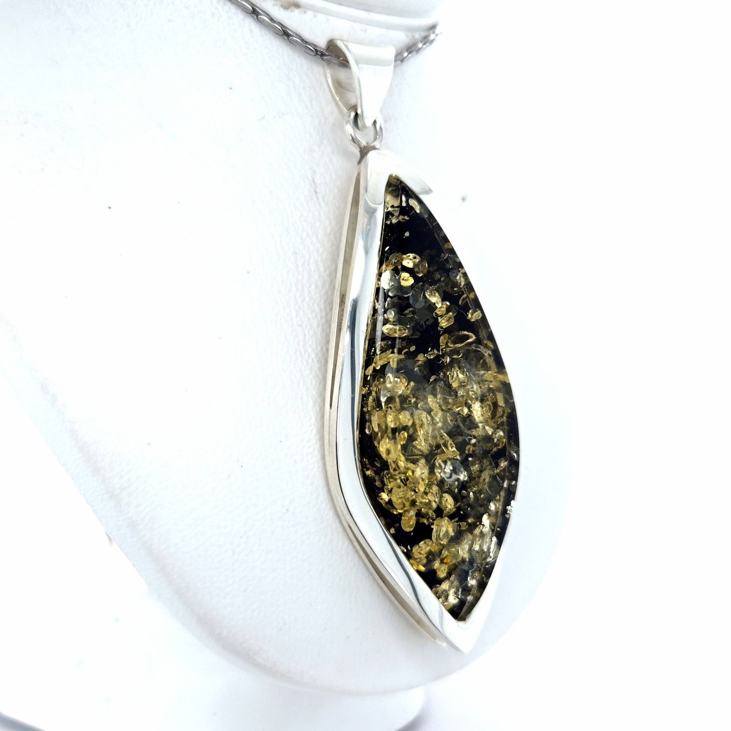 Statement Jewellery: Amber Pendant "Green Depth" made of Sterling Silver
