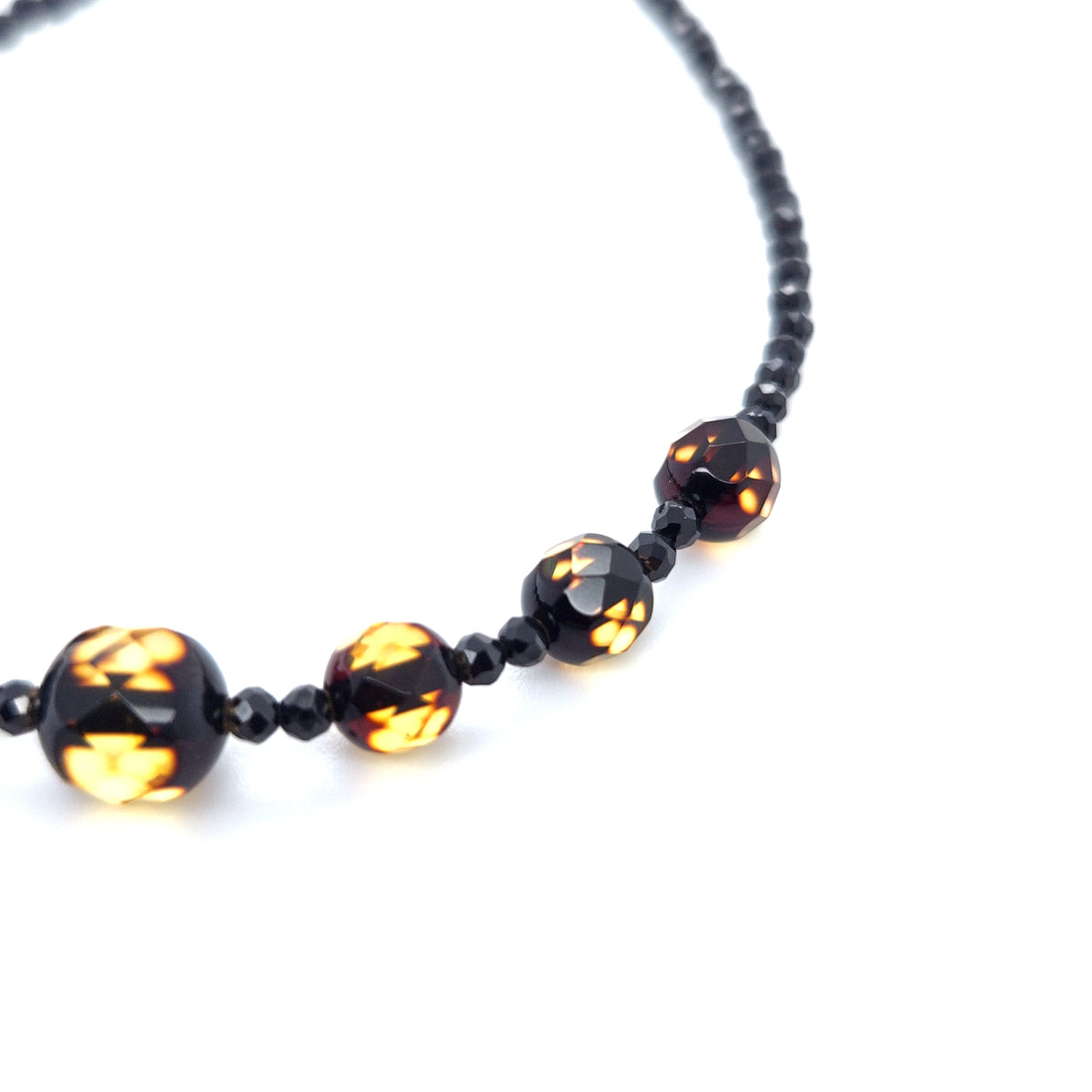 Bernstein-Spinell-Armband – Zarter, glänzender Armschmuck mit sicherem Karabinerverschluss
