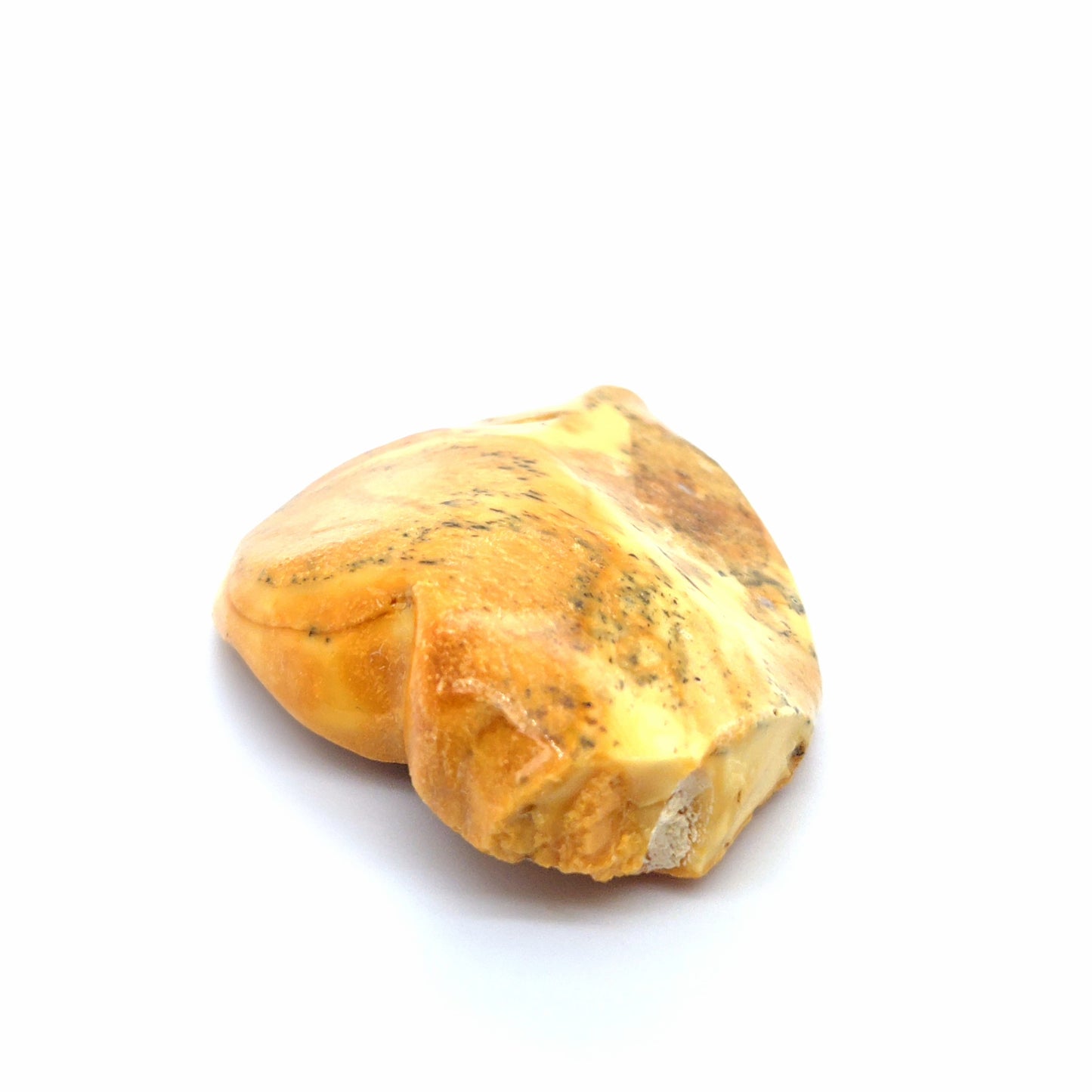 Heller Bernstein-Brocken – Echtes Naturprodukt aus der Ostsee