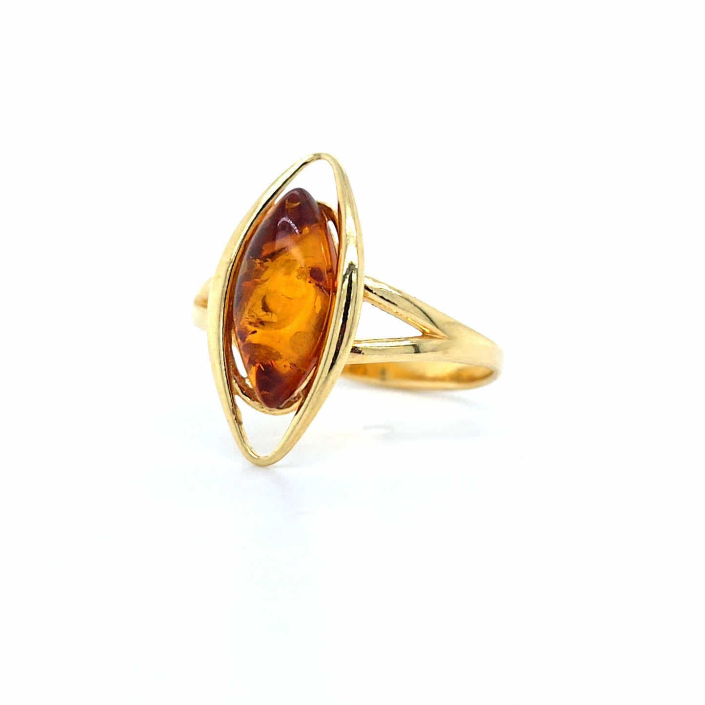 Marquise-Bernstein-Ring – Klassisches Design in Goldoptik