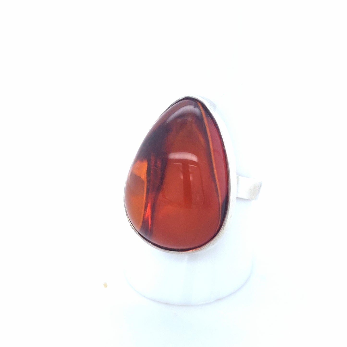 Klarer Vintage Silberring mit Ostsee-Bernstein