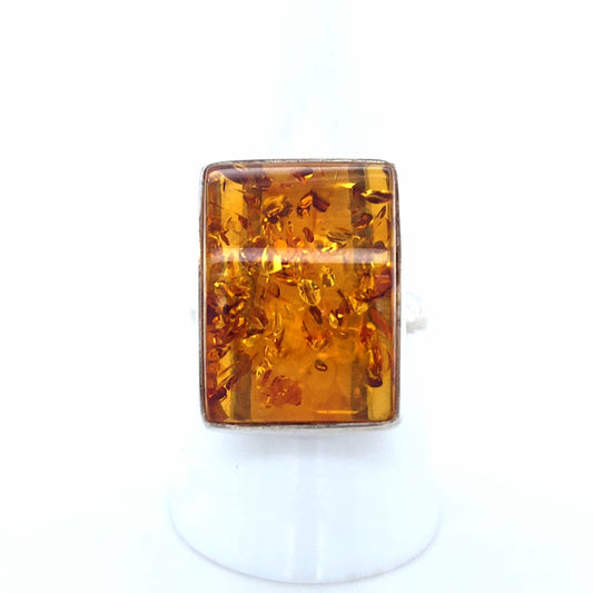 Eleganter Ring aus 925er Silber mit Ostsee-Bernstein Orange