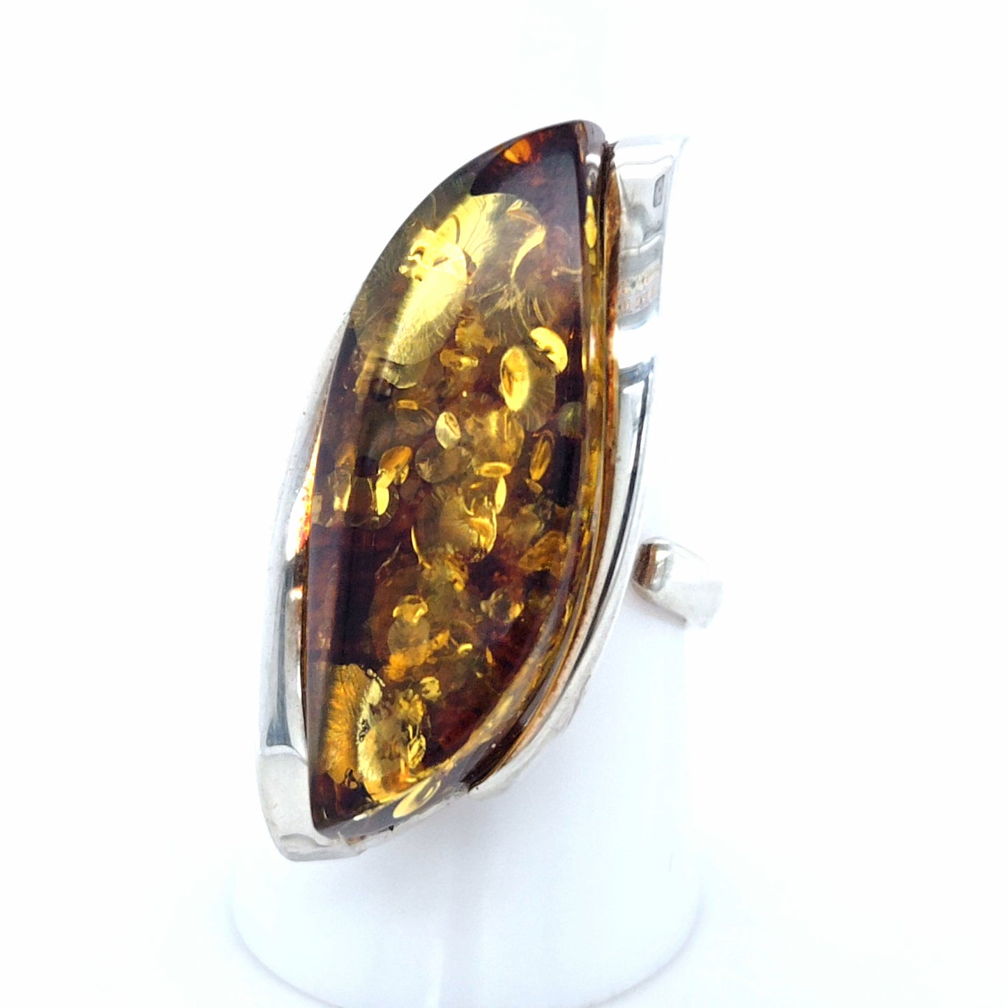 Einstellbarer Ring aus 925er Silber mit Seltenem Ostsee-Bernstein Grün