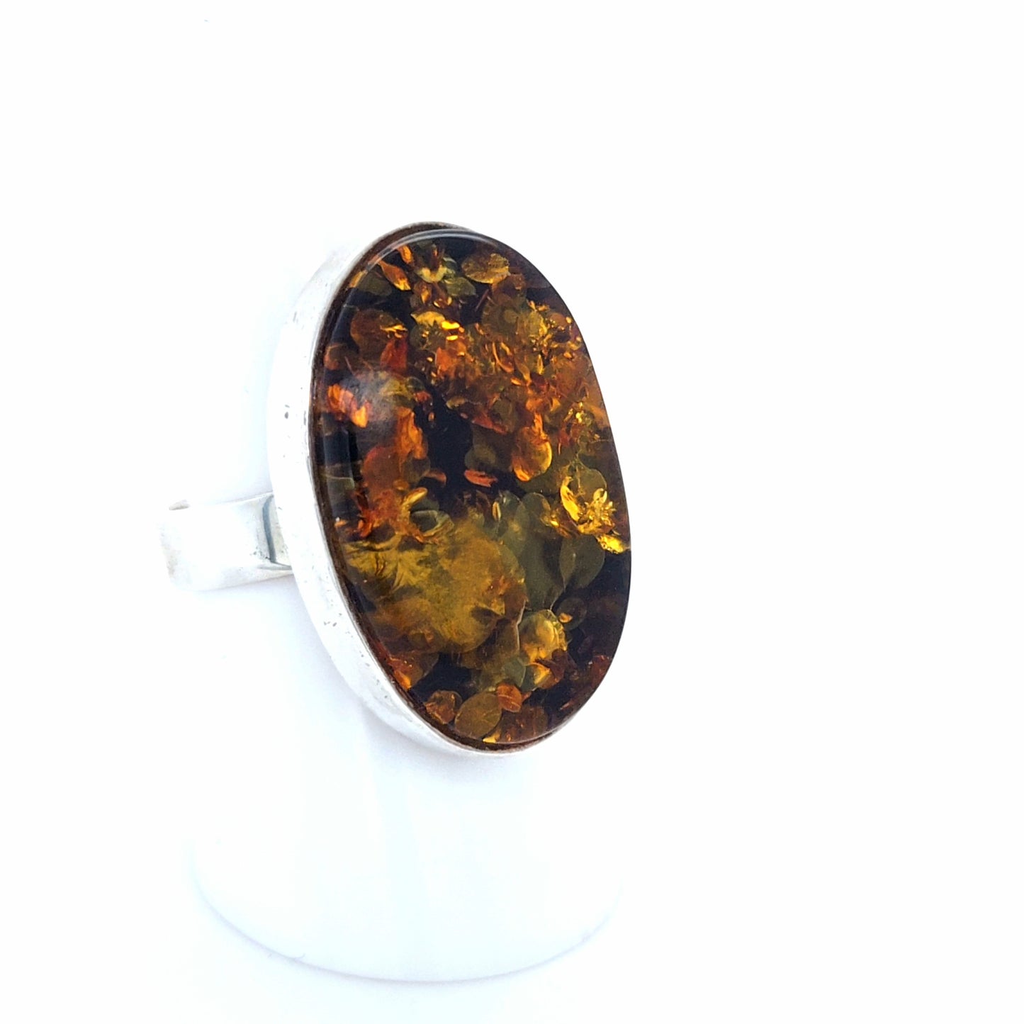 Eleganter Ring aus 925er Silber mit Seltenem Ostsee-Bernstein Grün