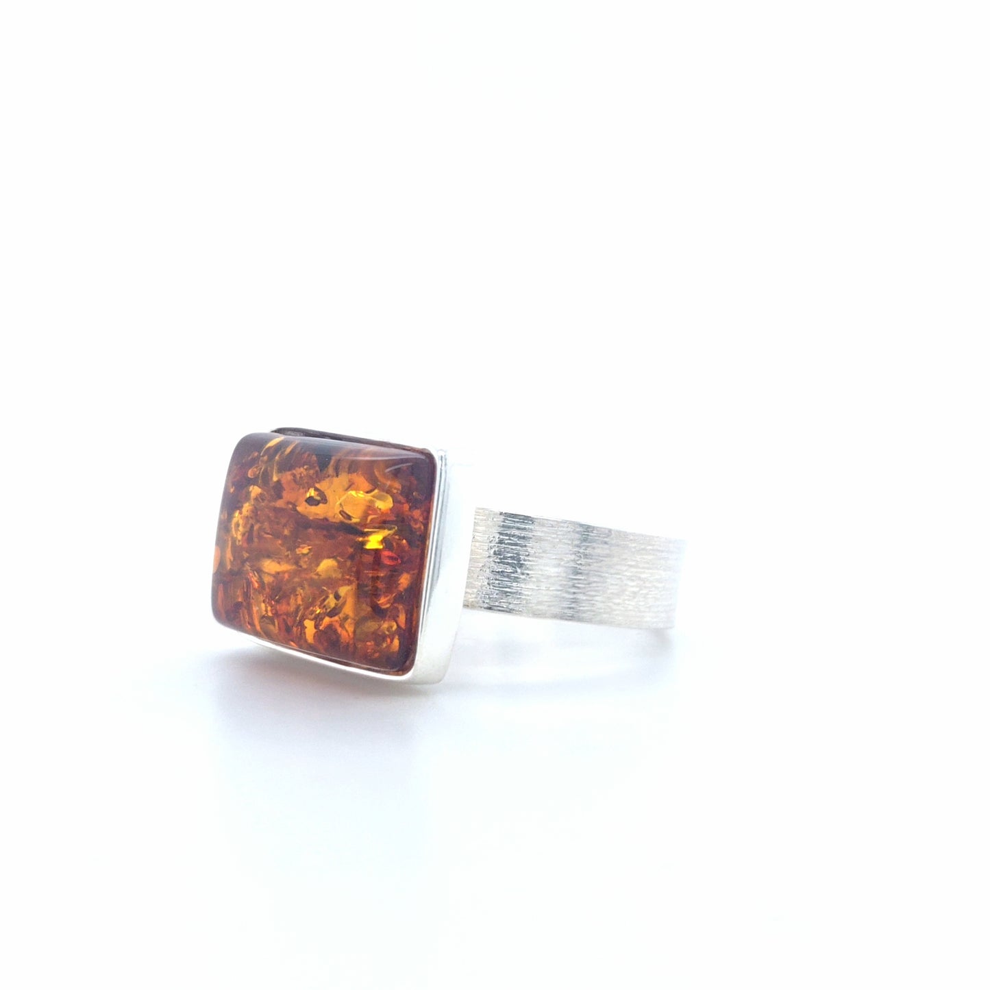 Moderne 925 Silberring mit echtem Ostsee-Bernstein in Cognac